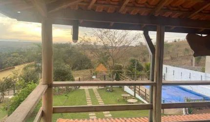 Rancho à venda, 272 m² por R$ 520.000,00 - Pontal do Lago - Delfinópolis/MG