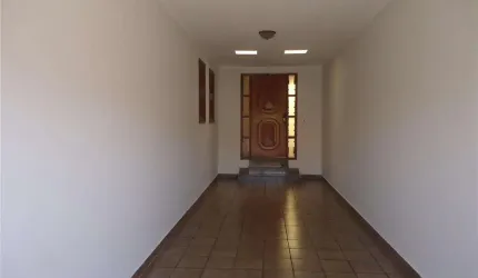 Casa com 3 quartos para alugar, 119 m² por R$ 2.007/mês - Vila Tibério - Ribeirão Preto/SP