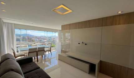 Apartamento para Venda em Itajaí, São João, 3 dormitórios, 1 suíte, 2 banheiros, 2 vagas