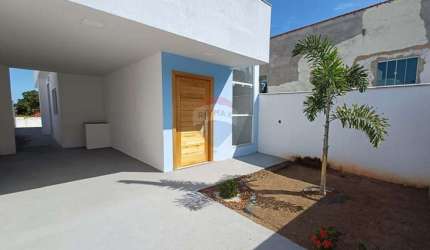 Casa de dois dormitórios com suíte no Parque Nanci.