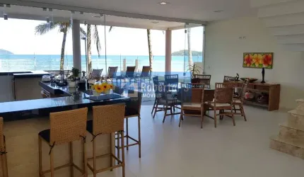 Casa de Alto Padrão à Venda em Ubatuba-SP na Praia do Sape: 4 Quartos, 4 Suítes e 324m² - Imperdível!