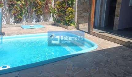 Linda casa  com piscina no Jardim Santa Maria em Jacareí.