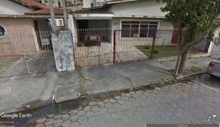 Casa localizado do lado do Parque Santos Dumont