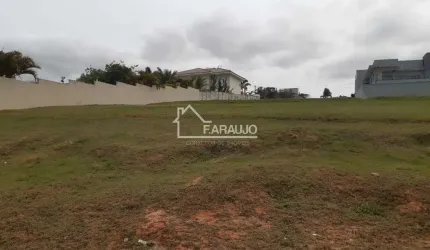 Lote à venda no Village Ipanema 1 Residencial Área total: 931,73 m² Topografia: Aclive (excelente p/ projetos arquitetônicos).