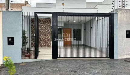 Casa à venda em Maringá, próximo do centro, estuda permuta.