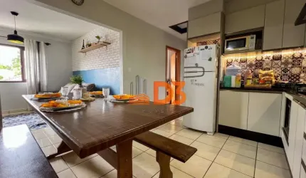 Casa com 3 quartos para alugar em Água Verde, Blumenau , 96 m2 por R$ 2.750