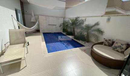 Casa térrea a venda em Condomínio fechado  Residencial Dona Lucilla Indaiatuba, 3 suítes, sala integrada com cozinha, área gourmet , piscina aquecida