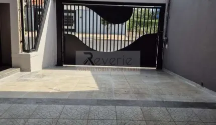 Casa à venda ou locação em Indaiatuba-SP: 4 quartos, 2 suítes, 1 sala, 4 banheiros, 4 vagas, 164m² no Jd. Regina!