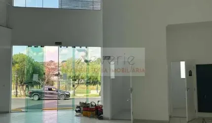 Salão comercial para locação em Indaiatuba-SP: 3 salas, 3 banheiros, 6 vagas de garagem, 515m² no Jardim Morada do Sol!