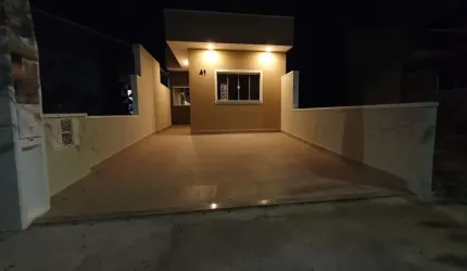 Casa para Venda em Taubaté, Vila dos Comerciários 2, 2 dormitórios, 1 suíte, 1 banheiro, 2 vagas