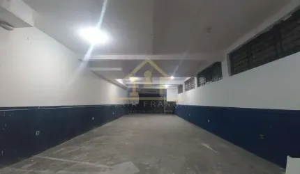 Galpão para Locação em Taubaté, Vila São José, 2 banheiros