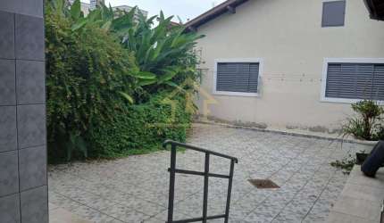 Casa para Venda em Taubaté, Vila Paulista, 3 dormitórios, 1 banheiro, 2 vagas