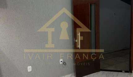 Casa para Venda em Taubaté, Jardim Continental, 3 dormitórios, 1 banheiro, 2 vagas