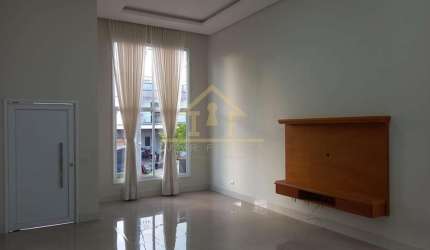 Casa em Condomínio para Venda em Taubaté, Residencial Ouroville, 3 dormitórios, 1 suíte, 3 banheiros, 2 vagas