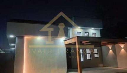 Casa em Condomínio para Venda em Taubaté, Parque São Luís, 3 dormitórios, 1 suíte, 3 banheiros, 2 vagas