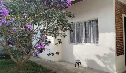 Casa para Venda em Taubaté, Parque São Luís, 3 dormitórios, 1 banheiro, 3 vagas