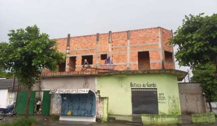 Casa com ponto comercial Chacara Florida
