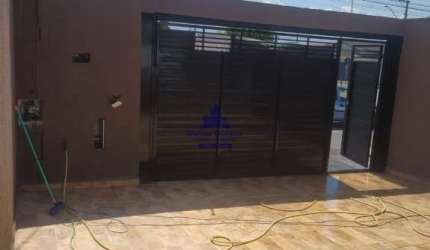 Casa com 2 quartos à venda no Esplanada Santa Helena, Taubaté , 150 m2 por R$ 326.000