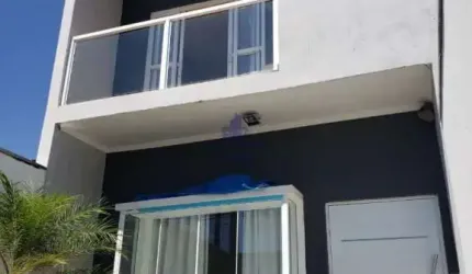 Sobrado três dormitórios na Vila São José