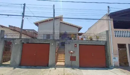 CASA TRÊS DORMITÓRIOS SENDO UMA SUÍTE