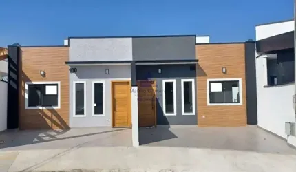 LINDA CASA A VENDA EM CONDOMINIO