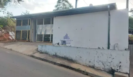 Casa com terreno grande Chacara Ingrid / Barreiro