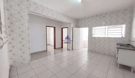 Imperdível oportunidade: Casa à venda em Taubaté-SP, no Jardim Santa Clara, com 4 quartos, 1 suíte, 2 salas, 2 banheiros e 250m² de área. Confira!