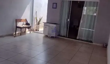 Imóvel de Luxo em Taubaté-SP: Casa com 2 Quartos, 1 Suíte, 2 Salas, 3 Banheiros, 2 Vagas de Garagem e 136,80 m² no Jardim Ana Rosa