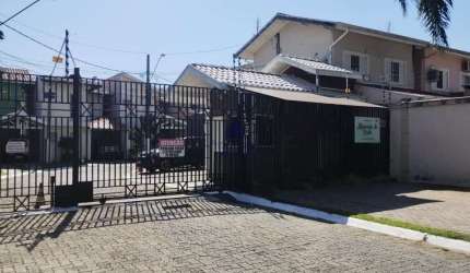 Imóvel à venda em condomínio em Taubaté-SP, 3 quartos, 1 suíte, 1 sala, 2 banheiros, 1 vaga, 120m², no bairro Barranco.