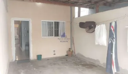 Casa com edícula no bairro Estoril