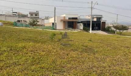 Terreno a Venda no Condomínio Ágata com 250m².