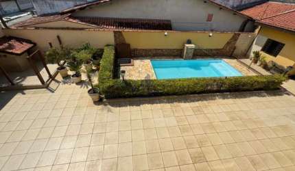 Casa 4 dormitórios - terreno 500m2 - Taubaté