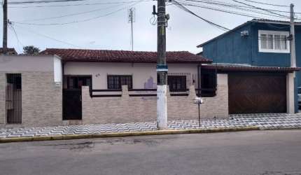 Casa com 2 quartos à venda em Itaguá, Ubatuba  por R$ 880.000