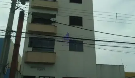 Apartamento para locação no Centro de Taubaté-SP: 2 quartos, 1 suíte, 1 sala, 1 vaga de garagem, 78m² de área. Venha conferir!