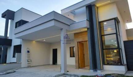 Casa de alto padrão à venda em Caçapava-SP, no Condomínio Reserva do Vale: 3 quartos, 1 suíte, 1 sala, 2 banheiros, 5 vagas, 133m².