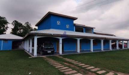 Chácara de luxo à venda em Caçapava-SP, bairro Sítios de Recreio Mantiqueira: 3 quartos, 3 suítes, 3 salas, 4 banheiros, 5 vagas de garagem, 900m².