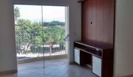 Apartamento com três dormitórios no Jaraguá
