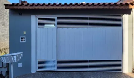 Linda Casa à venda, com 2 vagas de garagem cobertas, na região do Jardim Maria Clara, Guarulhos, SP