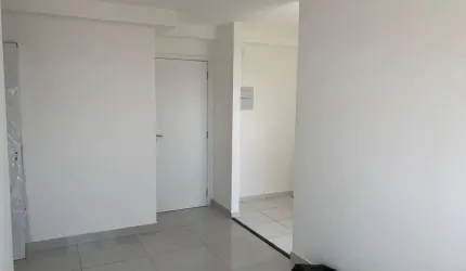 Excelente Apartamento, pronta para morar no Condomínio Terra Nostra com 1 vaga de garagem coberta,
