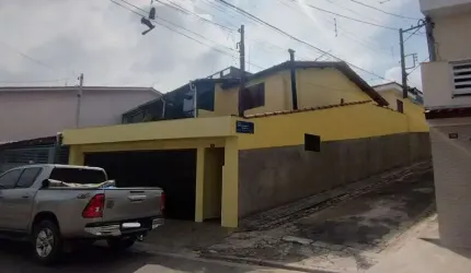 Sobrado à venda perfeito para quem busca espaço, Jardim Santa Mena, Guarulhos, SP