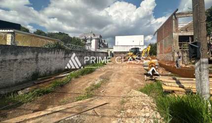 Terreno à venda na Rua Sete de Setembro, 212, Nossa Senhora das Graças, Canoas por R$ 299.000