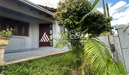 Casa com 2 quartos à venda na Rua Tuiuti, 228, Nossa Senhora das Graças, Canoas por R$ 799.990