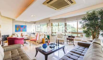 Apartamento Garden- 300m2 com 3 D. No bairro Bela Vista.