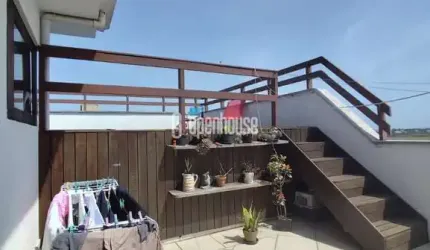 Cobertura com Piscina 4 Dormitórios 2 Suítes 3 Banheiro 2 Vagas
