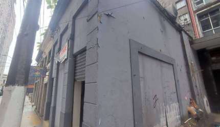 LOCAÇÃO/VENDA | PONTO COMERCIAL + LAJE | VERSÁTIL | 150 m² | CENTRO
