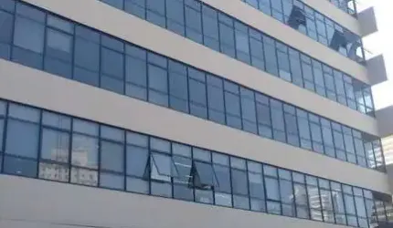 Laje Comercial com 410 Metros ,8 banheiros ,2 copas,12 vagas-AV. ANTARTICA