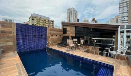 CASA TRIPLEX 4 DORMITÓRIOS CLOSET PISCINA 3 VAGAS DE GARAGEM 240 m²