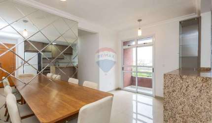 Excelente apartamento de 3 quartos à venda no Parque da Fonte! Totalmente mobiliado com duas vagas de garagem