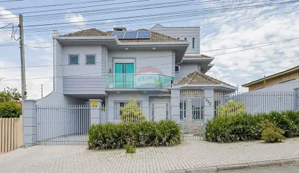 'Casa com Terreno, 5 Quartos, Suíte, Espaço Gourmet, Pet e Placas Solares no Capão Raso'