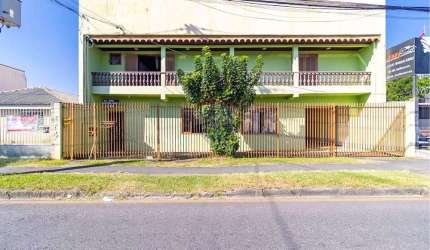 Excelente Sobrado 6 quartos no Iná